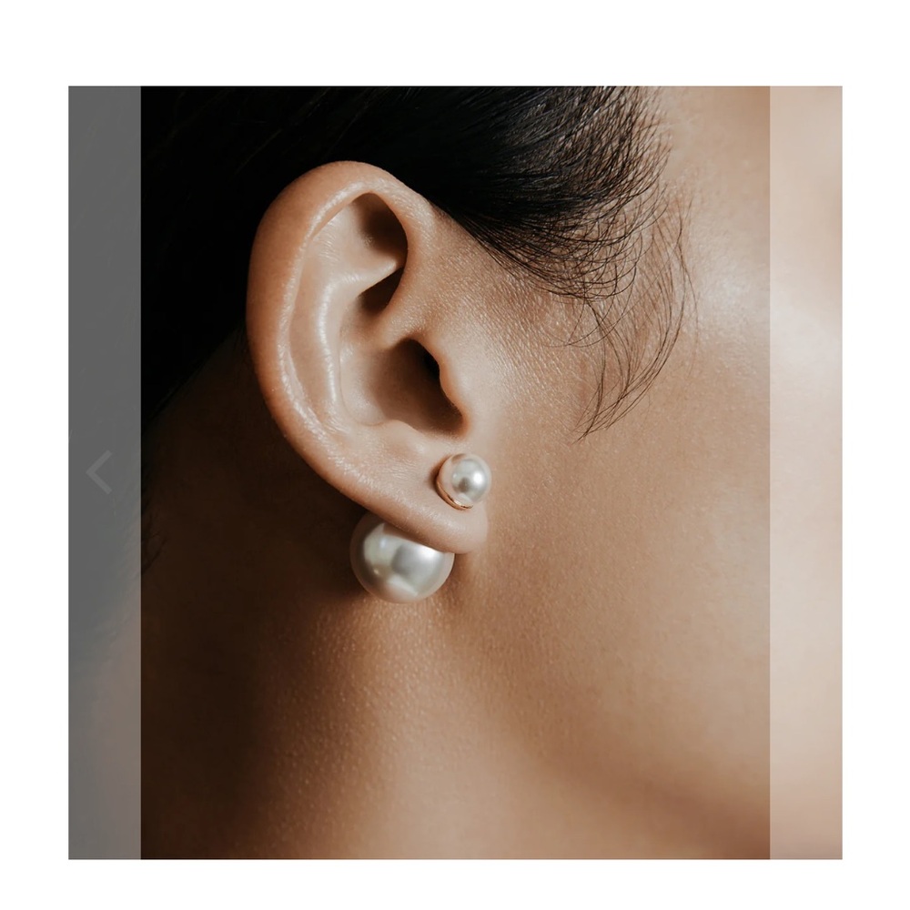 Elegant Double Pearl/Gold Pearl-Back Earring
